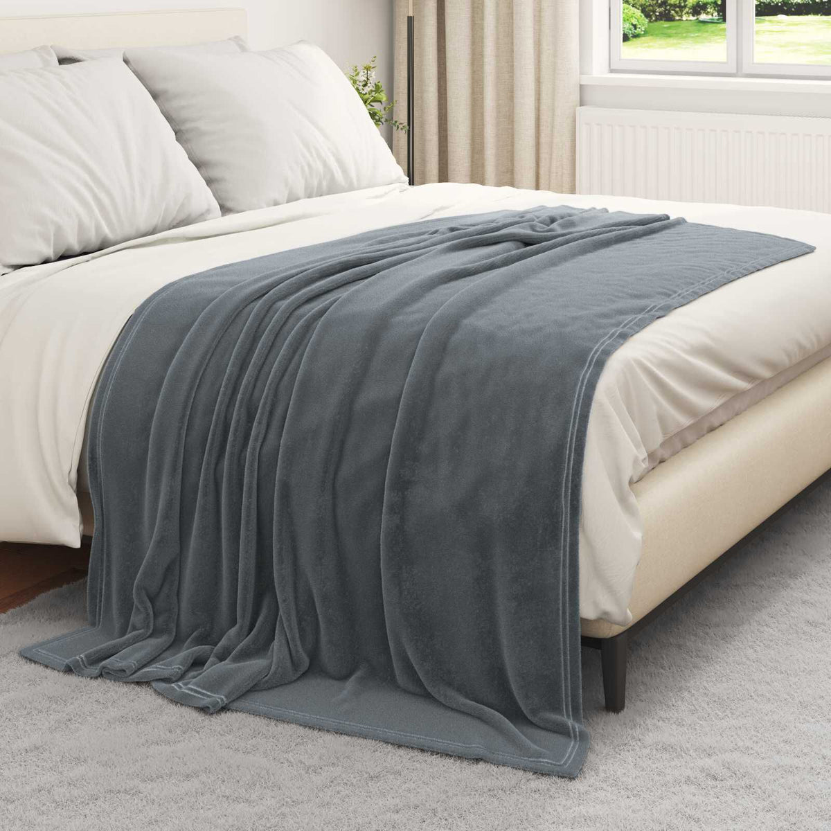 Gris foncé / 150 x 200 cm – Plaid polaire Moelly