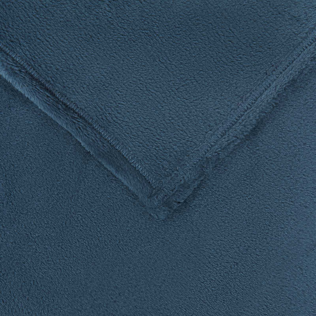 Bleu marine / 220 x 240 cm – Plaid polaire Moelly
