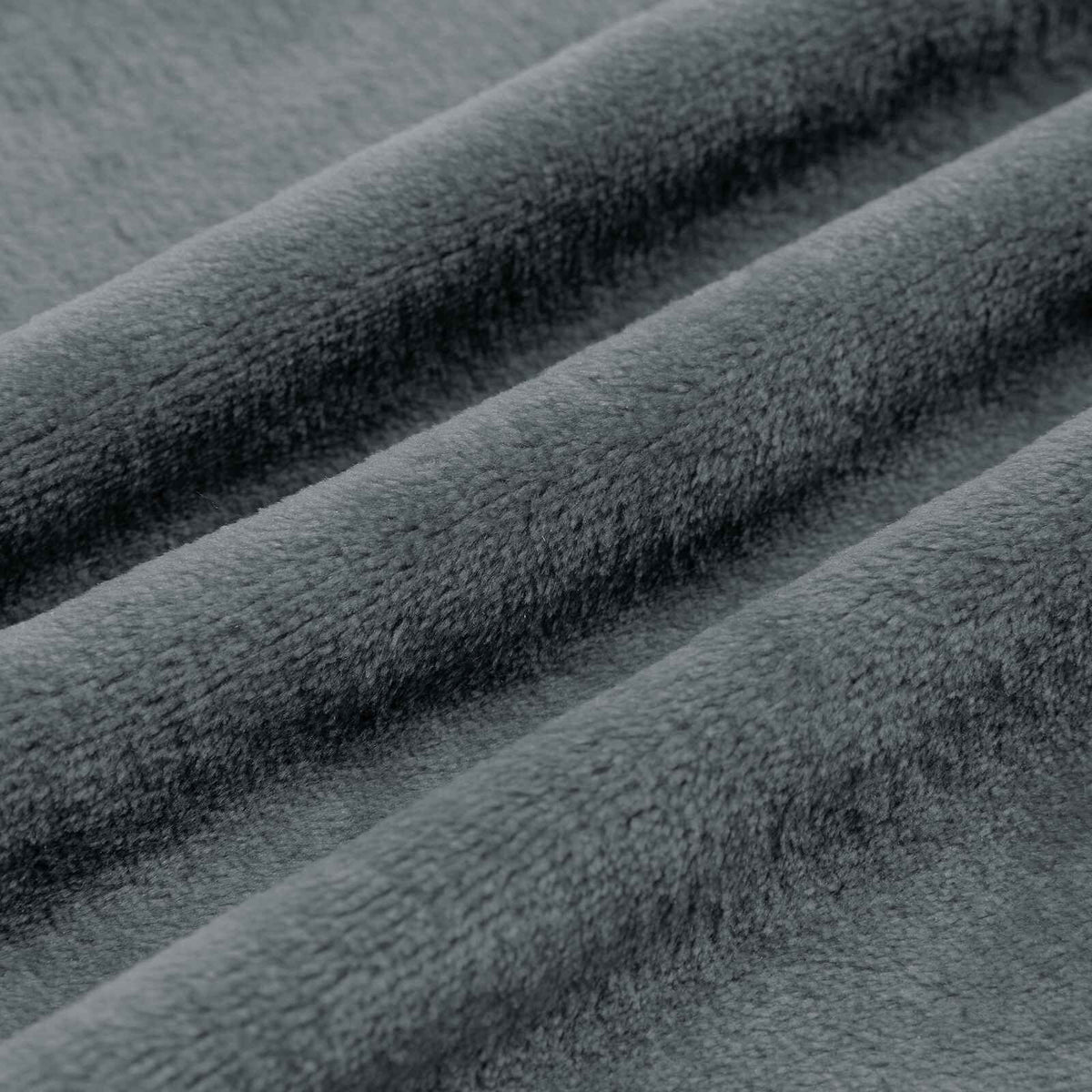 Gris foncé / 150 x 200 cm – Plaid polaire Moelly